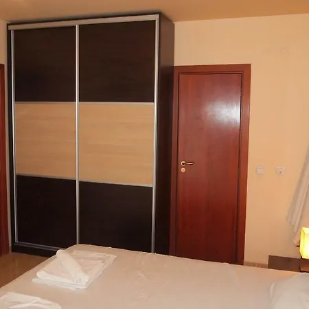 דירה Stylish Two Bedroom